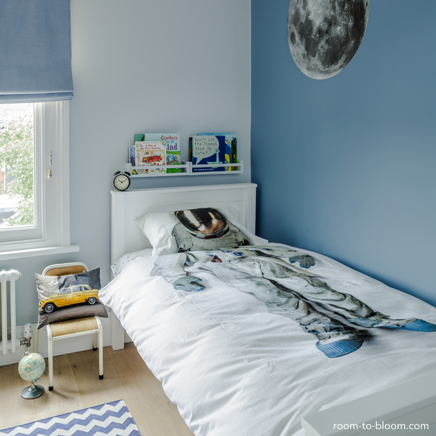 boys blue bed